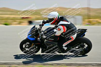 media/Apr-13-2025-TrackXperience (Sun) [[fb1ef998a6]]/Level 2 (Intermediate)/Turn 8 (Session 3)/